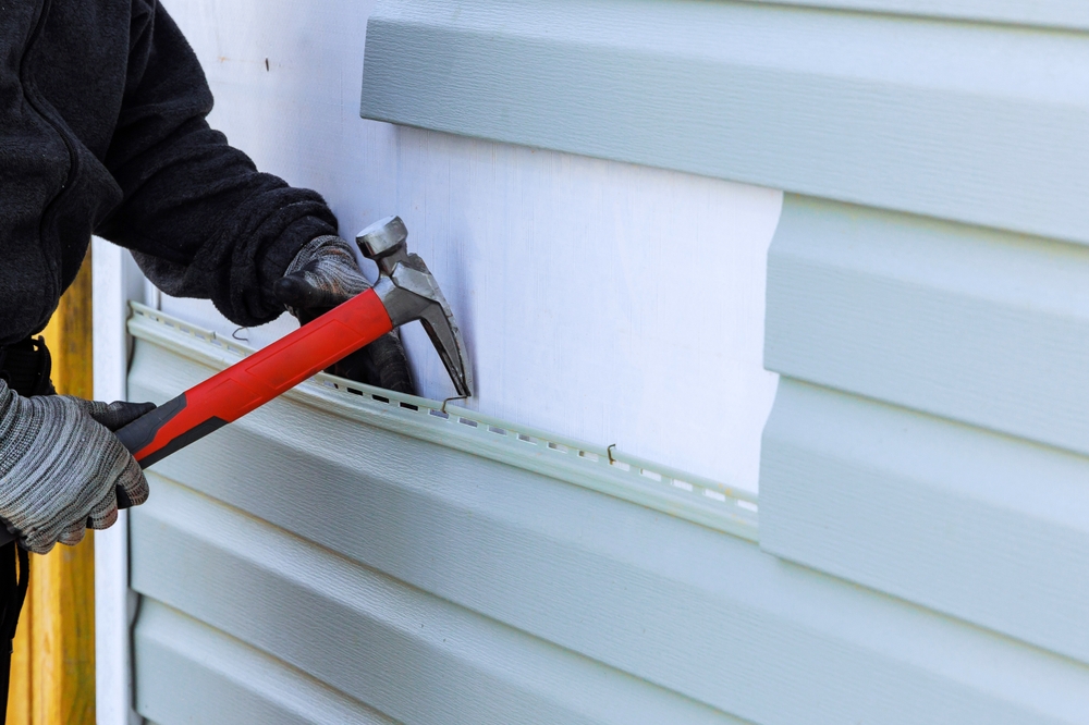 Signs-Your-Home-Needs-New-Siding-Before-Summer-zuppardos-renovation-siding-contractors-new-orleans