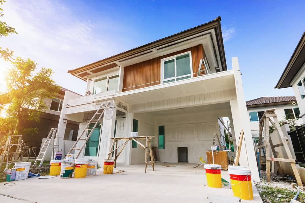 Is Your Exterior Paint Ready for the Summer Weather - professional painters new orleans - zuppardos renovation